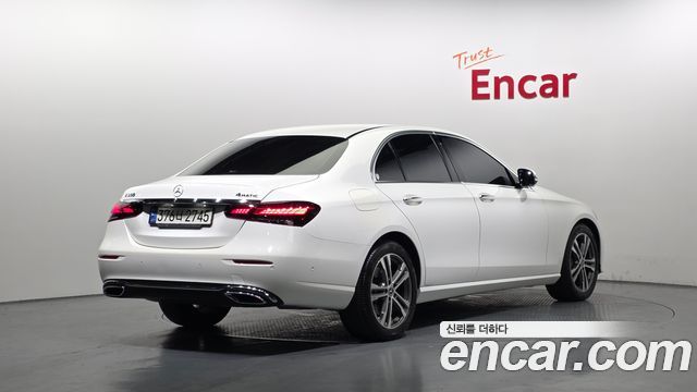 Mercedes-Benz E-Class W213 E350 4MATIC Avantgarde - фото 1