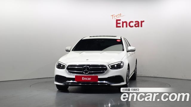 Mercedes-Benz E-Class W213 E350 4MATIC Avantgarde - фото 2