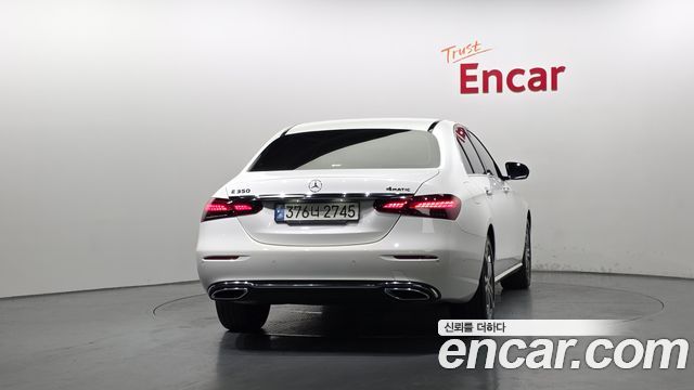 Mercedes-Benz E-Class W213 E350 4MATIC Avantgarde - фото 3