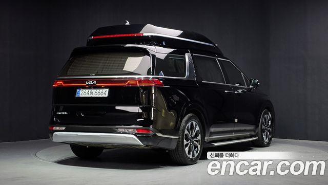 Kia Carnival 4-го поколения 9-Seater Hi-Limousine Signature - фото 1
