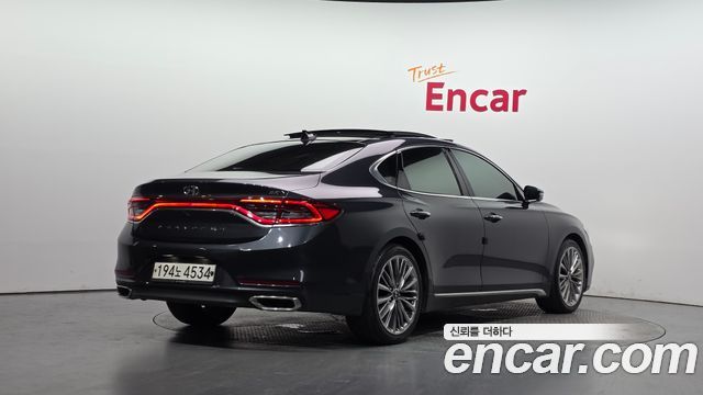 Hyundai Grandeur IG 3.0 Exclusive Special - фото 1