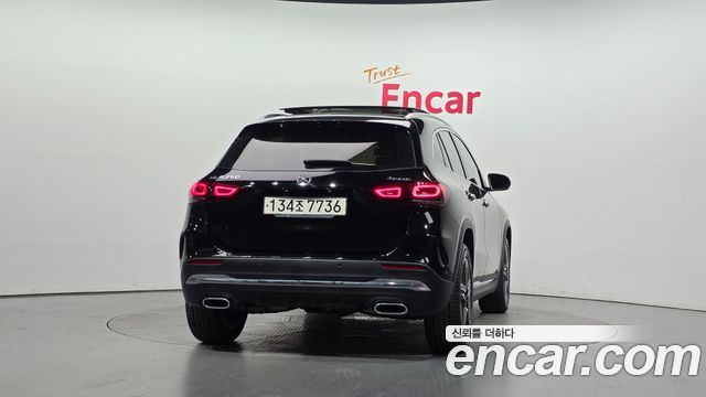 Mercedes-Benz GLA-Class H247 GLA250 4MATIC - фото 3