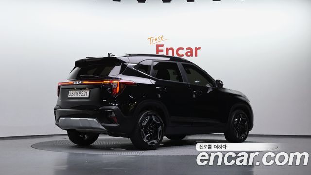 Kia Seltos Новый Gasoline 1.6 Turbo 4WD Signature - фото 1
