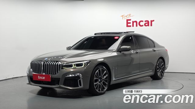 BMW 7-Series G11 730Ld xDrive M Sport - фото 0