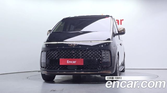 Hyundai Staria 4WD Lounge 9-Seater Inspiration - фото 2