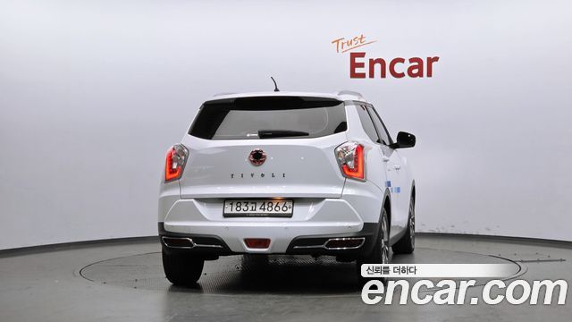 SsangYong Tivoli Gear Plus 2WD - фото 3