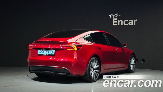 Tesla Model 3 RWD - фото 1