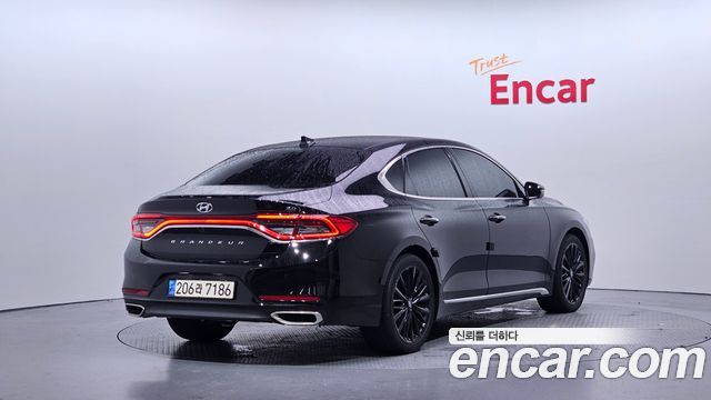 Hyundai Grandeur IG 3.0 Exclusive Special - фото 0