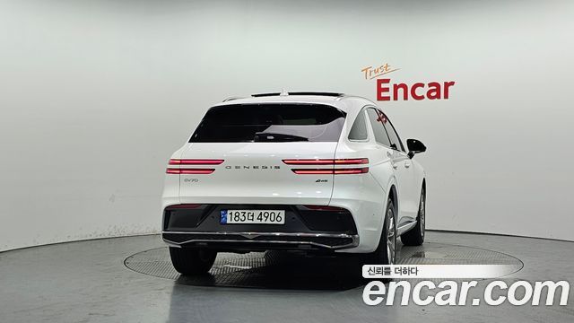 Genesis GV70 2.5T Gasoline AWD - фото 3