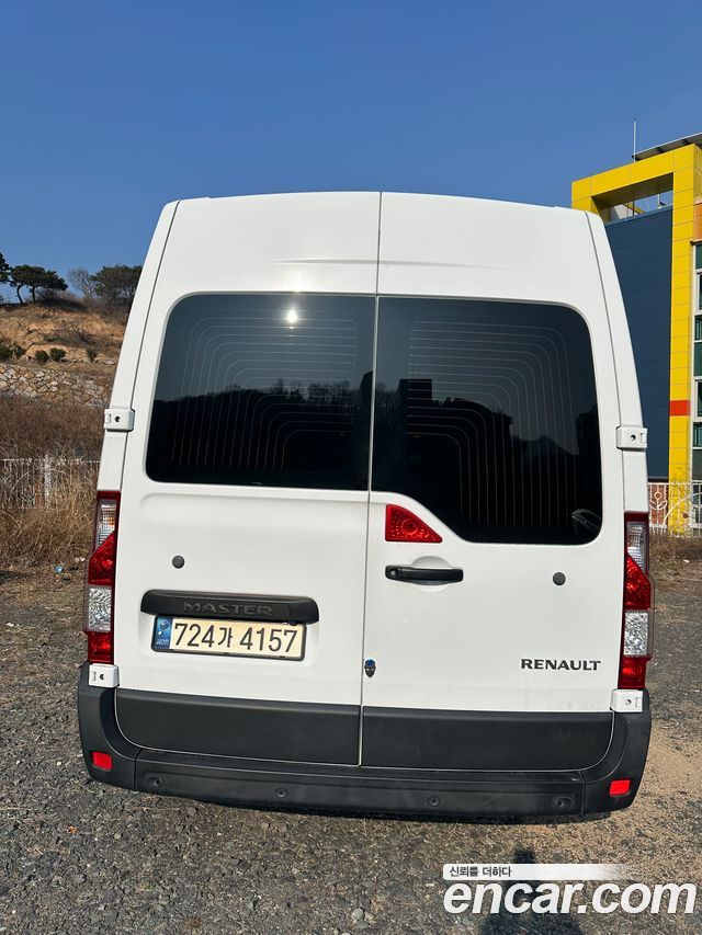 Renault Samsung Master 2.3 13-Seater - фото 1