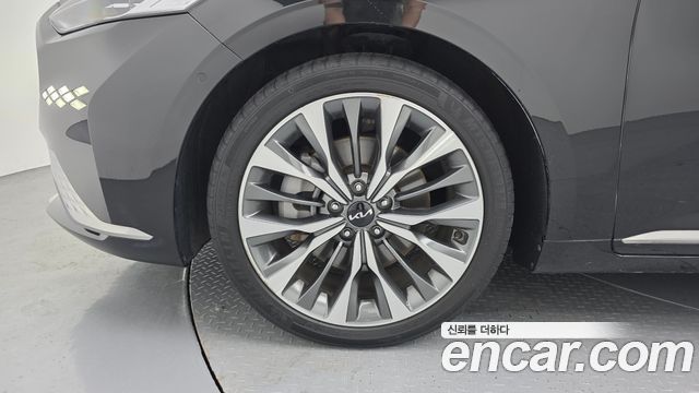 Kia K8 2.5 Gasoline 2WD Noblesse - фото 4