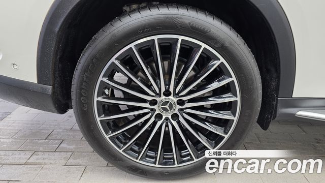 Mercedes-Benz GLC-Class X254 GLC300 4MATIC AMG Line - фото 4