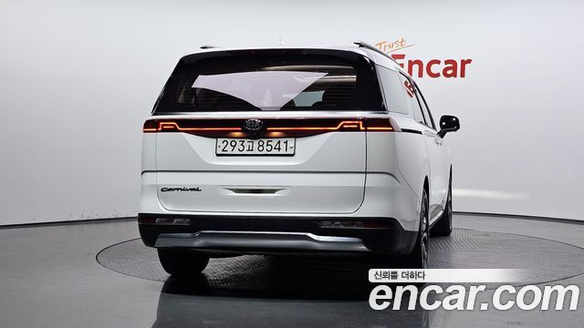 Kia Carnival 4-го поколения 9-Seater Signature - фото 2