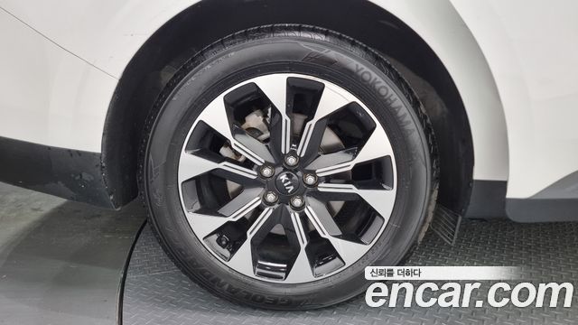 Kia Carnival 4-го поколения 9-Seater Signature - фото 3