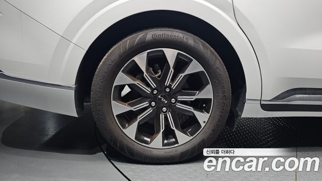 Kia Carnival 4-го поколения 9-Seater Hi-Limousine Signature - фото 4