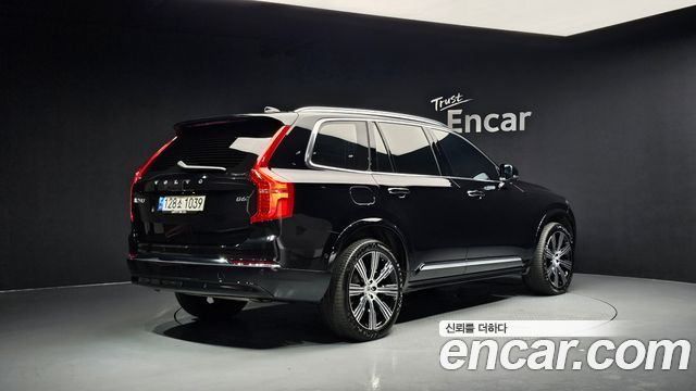 Volvo XC90 2-го поколения B6 Ultimate Bright - фото 1