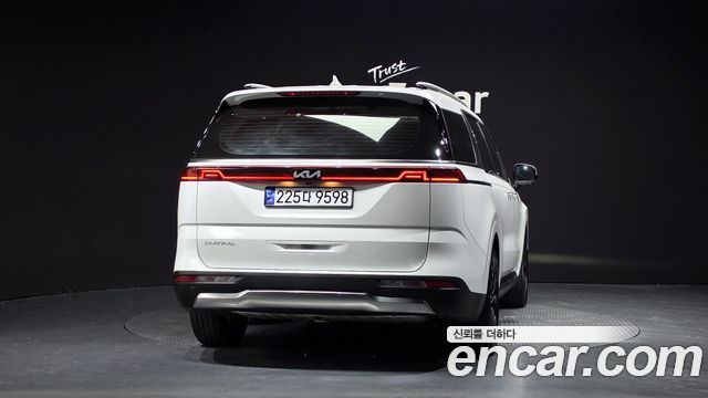 Kia Carnival 4-го поколения 7-Seater Signature - фото 3