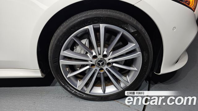Mercedes-Benz CLS-Class C257 CLS400d 4MATIC - фото 3