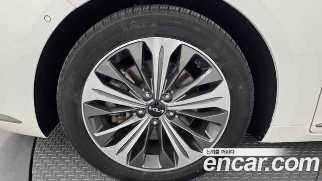 Kia K8 2.5 Gasoline 2WD Signature - фото 4