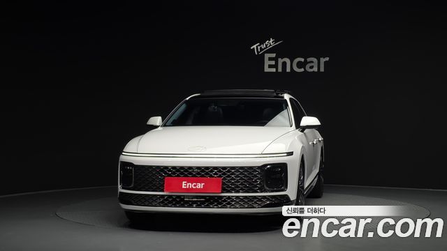 Hyundai Grandeur GN7 2,5 Gasoline 2WD Calligraphy - фото 2