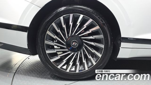 Hyundai Grandeur GN7 2,5 Gasoline 2WD Calligraphy - фото 4