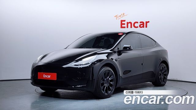 Tesla Model Y RWD - фото 0