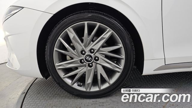 Hyundai Grandeur Новый IG 2.5 Calligraphy - фото 4