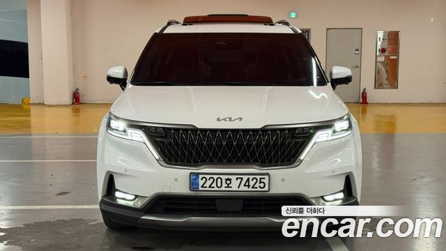 Kia Carnival 4-го поколения 9-Seater Noblesse - фото 1