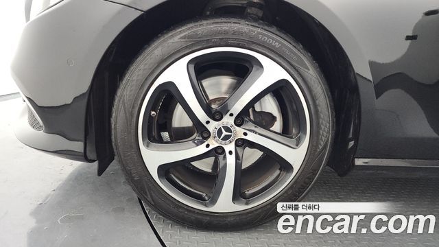 Mercedes-Benz E-Class W213 E250 Avantgarde - фото 4