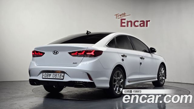 Hyundai Sonata 2.0 Turbo Exclusive - фото 0