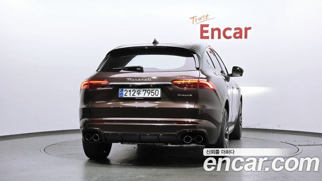 Maserati Grecale 2.0 AWD GT - фото 3