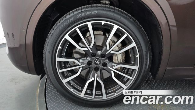 Maserati Grecale 2.0 AWD GT - фото 4