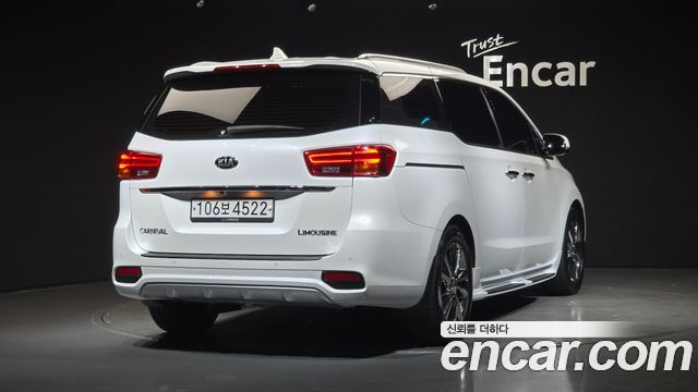 Kia Carnival Новый 7-Seater Limousine VIP - фото 1
