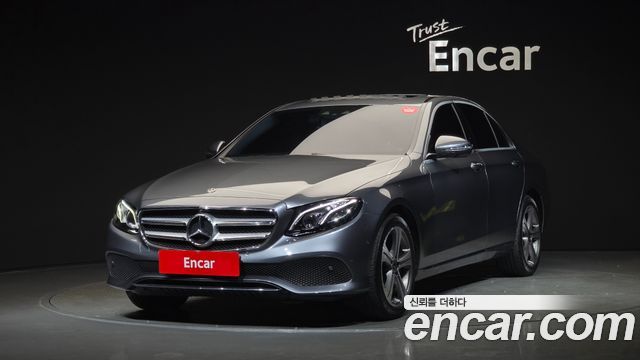Mercedes-Benz E-Class W213 E300 4MATIC Avnatgarde - фото 0