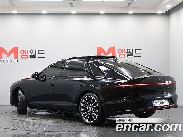 Hyundai Grandeur GN7, гибрид Calligraphy - фото 2