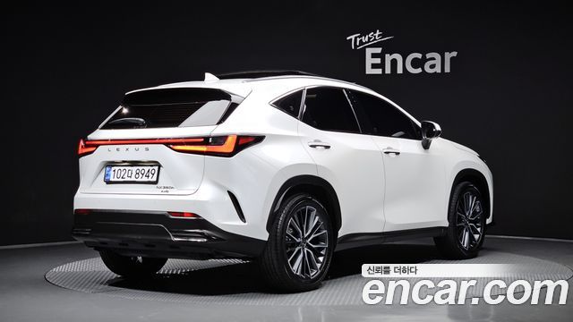 Lexus NX 2-го поколения Luxury - фото 1
