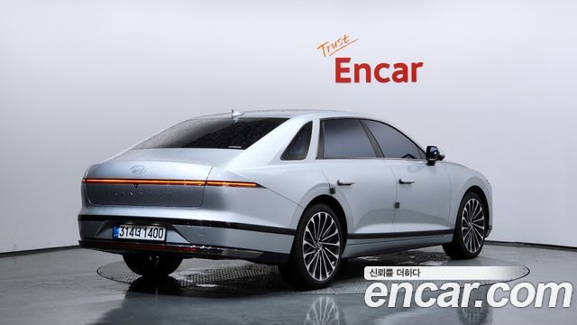 Hyundai Grandeur GN7 2,5 Gasoline 2WD Calligraphy - фото 1