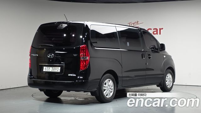 Hyundai Starex Новый Van 3-Seater Smart - фото 1