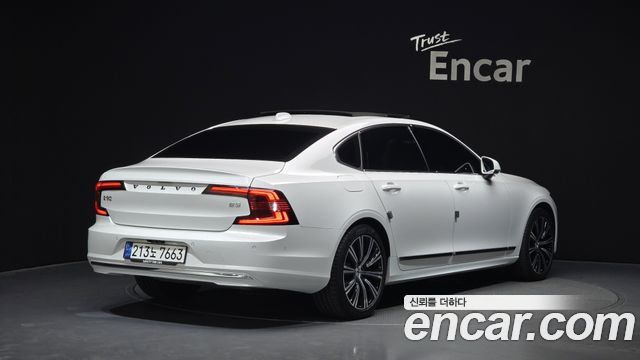 Volvo S90 B5 Ultimate Bright - фото 1