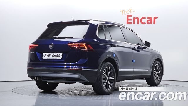 Volkswagen Tiguan 2-го поколения 2.0 TDI Prestige - фото 1