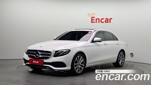 Mercedes-Benz E-Class W213 E300 4MATIC Avnatgarde - фото 0