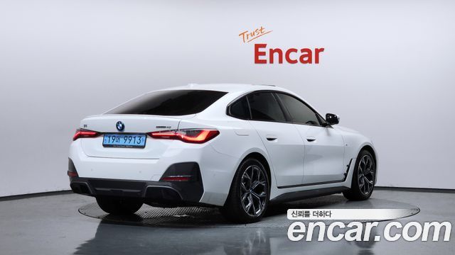 BMW i4 eDrive40 M Sports Pro - фото 1