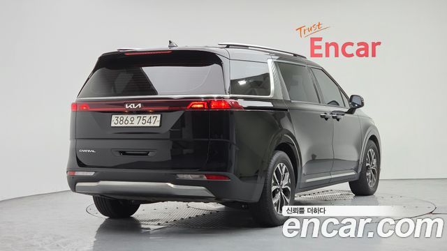 Kia Carnival 4-го поколения 9-Seater Noblesse - фото 1
