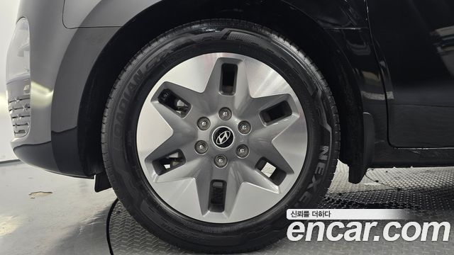 Hyundai Staria Tourer 9-Seater Modern - фото 3