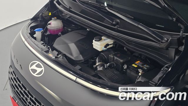 Hyundai Staria Tourer 9-Seater Modern - фото 4