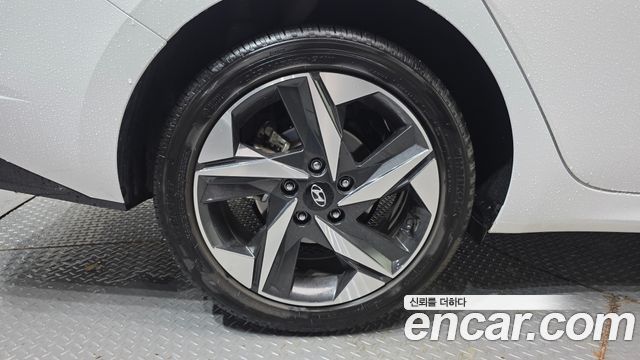 Hyundai Avante CN7 1.6 Inspiration - фото 4