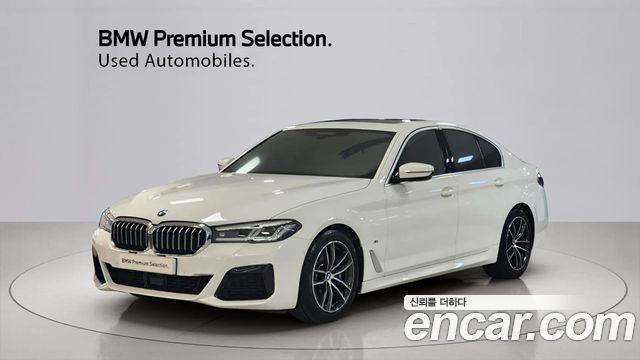 BMW 5-Series G30 520i M Sport - фото 0