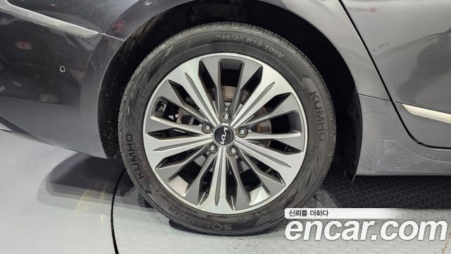 Kia K8 гибрид Signature Special - фото 4