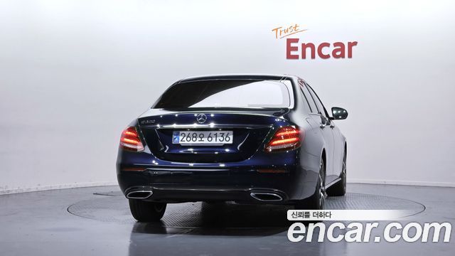 Mercedes-Benz E-Class W213 E250 Avantgarde - фото 3