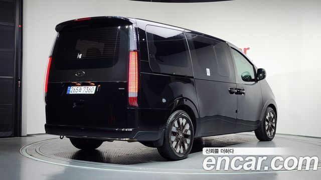 Hyundai Staria 4WD Lounge 7-Seater Inspiration - фото 0